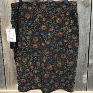 LuLaRoe print Cassie